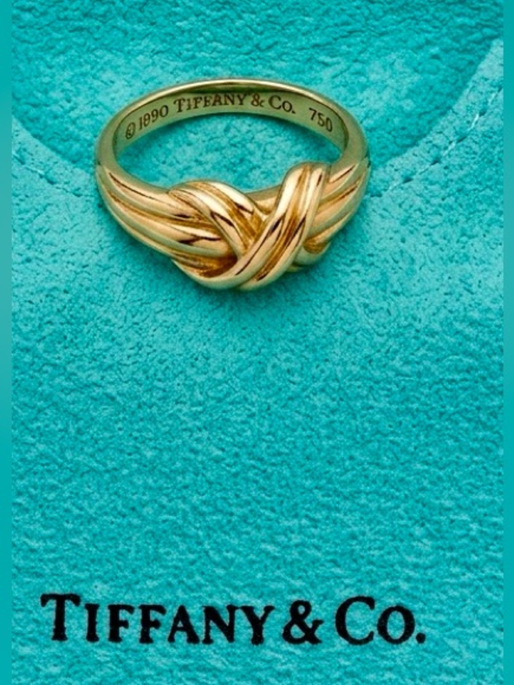 Classic Tiffany & Co  Signature 18k Gold “X” Ring, - Picture 6 of 14